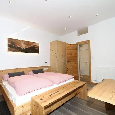 Apartment In Fuegen Near Spieljochbahn, Cleaning Included * Fuegen