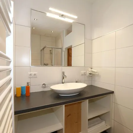 Apartment Fuegen, Fuegen, Cleaning Included Fuegen