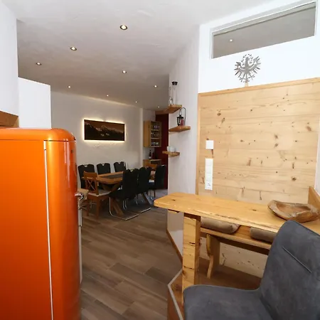 Apartment Apartment In Fuegen Near Spieljochbahn, Cleaning Included