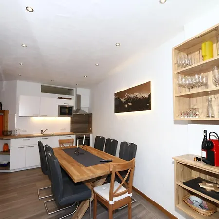 Apartment In Fuegen Near Spieljochbahn, Cleaning Included Apartment Fuegen